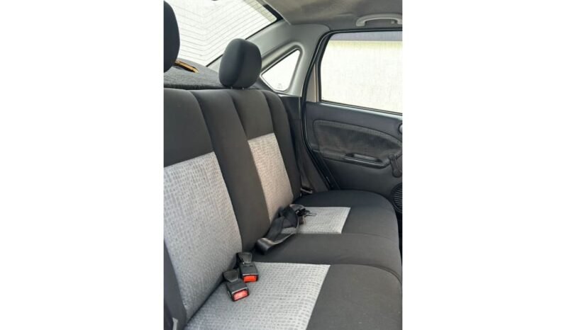 
								Usado 2011 Ford Fiesta completo									