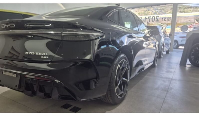 
								Novo 2025 BYD Seal completo									