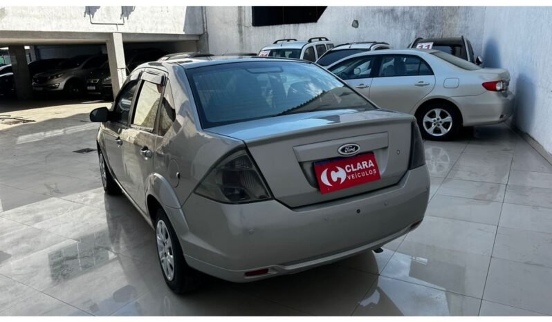 
								Usado 2011 Ford Fiesta completo									