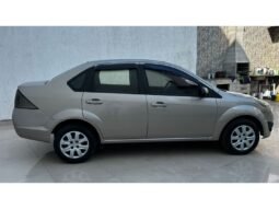 
										Usado 2011 Ford Fiesta completo									