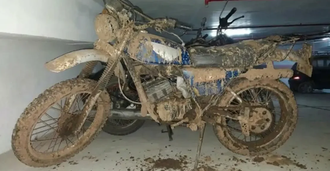 deixar moto parada causa 8 problemas sérios saiba quais são e como evitar