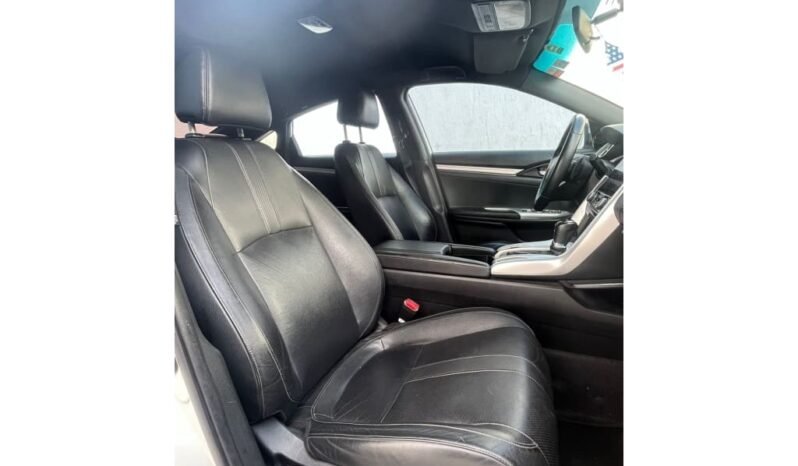 
								Usado 2017 Honda Civic completo									