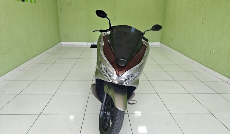 
								Usado 2022 Honda PCX completo									