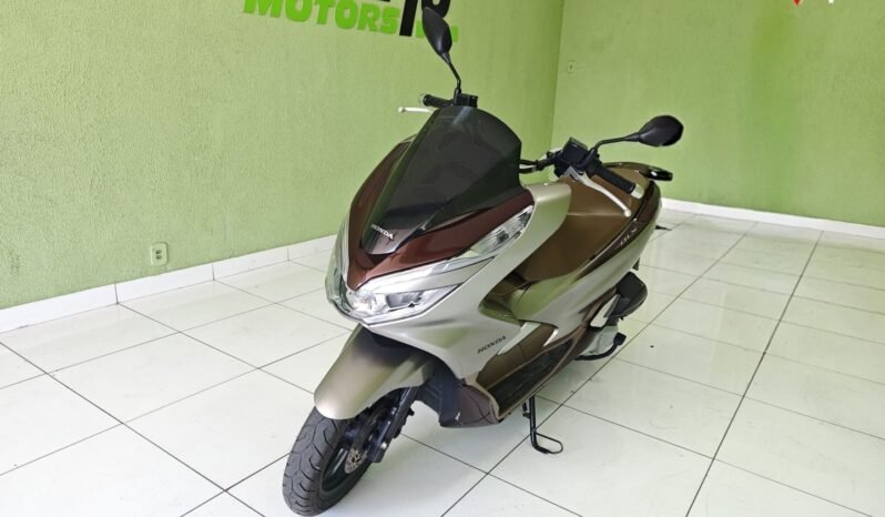 
								Usado 2022 Honda PCX completo									