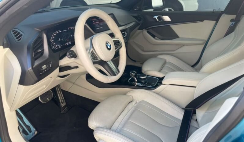 
								Usado 2021 BMW M235i completo									
