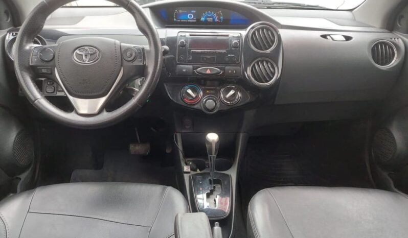 
								Usado 2017 Toyota Etios completo									