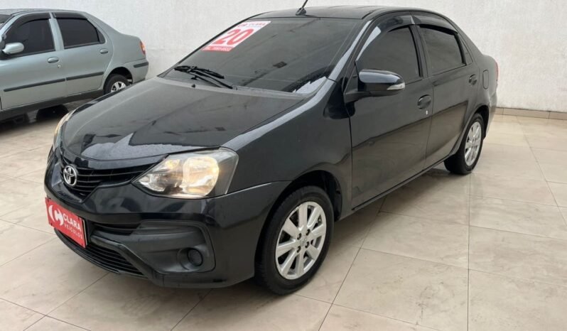 
								Usado 2020 Toyota Etios completo									