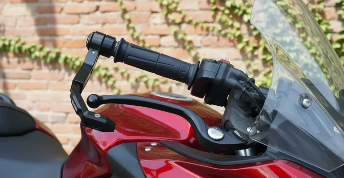 acelerador eletrônico ou convencional: qual sistema escolher na moto